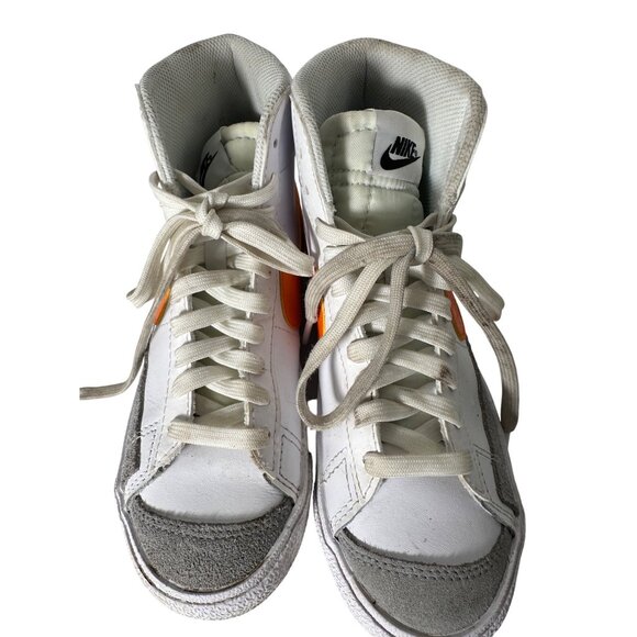 Nike Blazer Mid 77 Vintage Shoes Orange Swoosh 4y - Picture 2 of 5